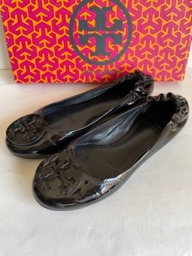 セール中‼️  TORY BURCH ローファー