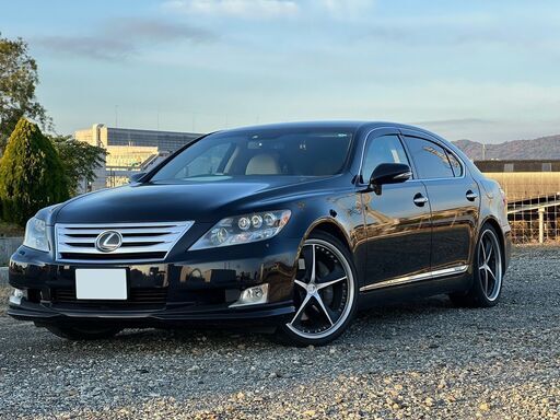 中古車 H22年式レクサスls 600hlバージョンuz 4wd 白革 エアサス 後席vip 車検ロング 山本自動車 加古のレクサスの中古車 ジモティー