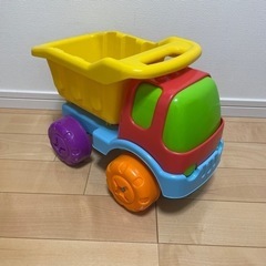子供用おもちゃ　トラック