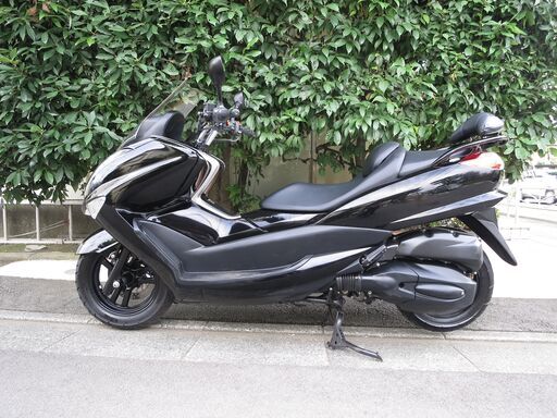 ヤマハ　マジェスティ250(4D9)　実働中古車　バフ掛け洗車済み　バッテリーフル充電済み　フルノーマル　ナンバー登録書類有り ヤマハ マジェスティ250(4D9) 実働中古車 バフ掛け洗車済み バッテリー