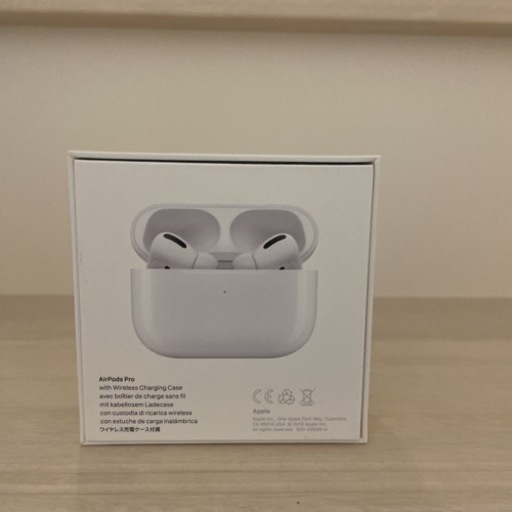 人気SALE2023 Apple - Apple AirPods Pro ノイズキャンセリング付完全