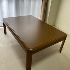 新品　こたつ