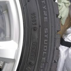 軽スタッドレスタイヤホイール付4本中古