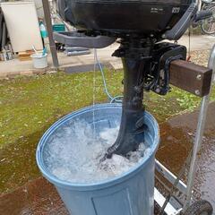 5馬力船外機 スズキDF5春日部市引取限定