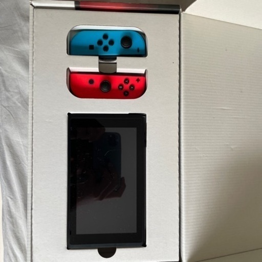 Switch 旧型 (液晶キズあり、動作確認済み、初期化済み、Joy-Con