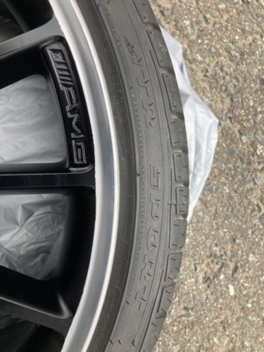 ベンツ AMGタイヤ ホイール 19インチ C63 W204 4本セット 値下げ交渉 ベンツ AMGタイヤ ホイール 19インチ C63 W204 4本セット 値下げ交渉