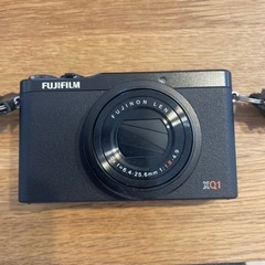 【取りに来て頂ける方限定】FUJIFILM XQ1 デジタルカメラ