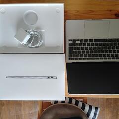 値下げ交渉可　MacBook Air/2020M1/（8GM256GM）外装カバー付