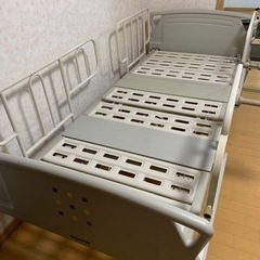値下げしました。電動リクライニングベッド