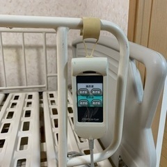 値下げしました。電動リクライニングベッド