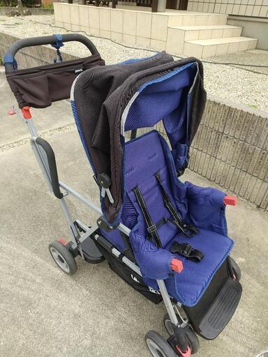 ジュービーカブース 2人乗りベビーカー、レインカバーつき