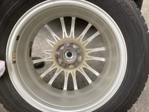 スタッドレスタイヤ　ホイール付き　215/60/R17