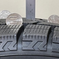 美品‼️ 2021年製 175/65R14 ウインターマックスWM02 