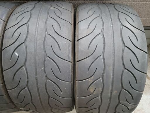 ヨコハマ ADVANネオバ AD08R 255 40 18 2018年製 5～6部山　18インチ　タイヤ ヨコハマ ADVANネオバ AD08R 255 40 18 2018年製 5～6部山 18インチ