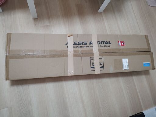 888M Alesis 電子ピアノ 88鍵盤 セミウェイト コンパクト 電池駆動 スピーカー内蔵 初心者 レッスン機能 Recital ブラック