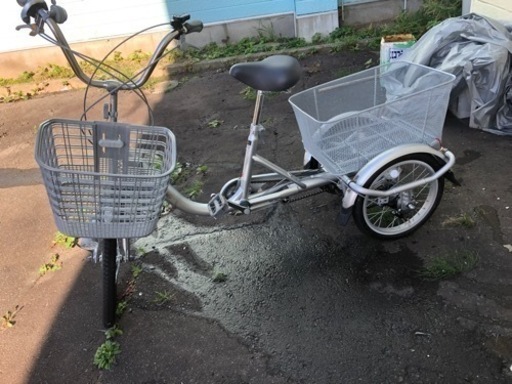 三輪車