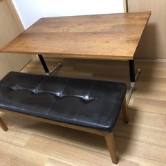 北欧系　カフェテーブルとベンチのセット