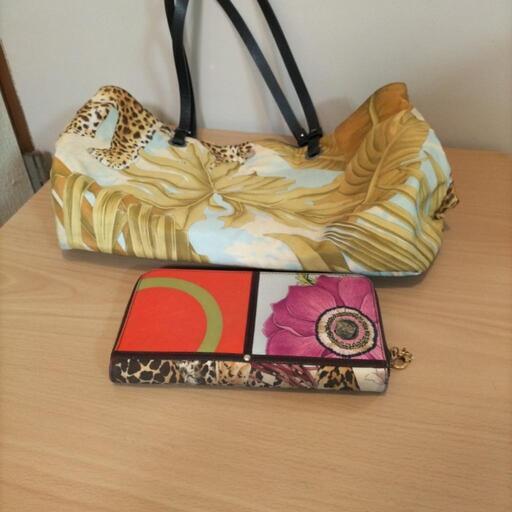 Ferragamoハンドバッグ＆長財布（animal）