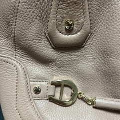 AIGNERのバッグ/ベージュピンク牛革