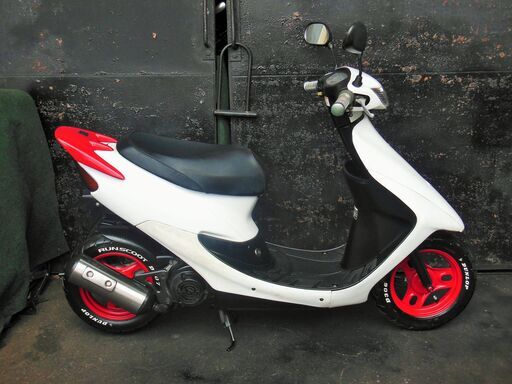 HONDA DIOZX仕様 ホワイト カスタム セル始動　軽整備点検済み　すぐ乗り出せます。あまり出ない仕様希少　直接引き渡し　配送手配も可 HONDA DIOZX仕様 ホワイト カスタム セル始動 軽整備点検済み すぐ乗り