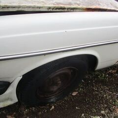 ベンツ123セダン-フロント左フエンダー販売