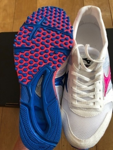 未使用 新品 ミズノ ウェーブクルーズ 23.0㎝