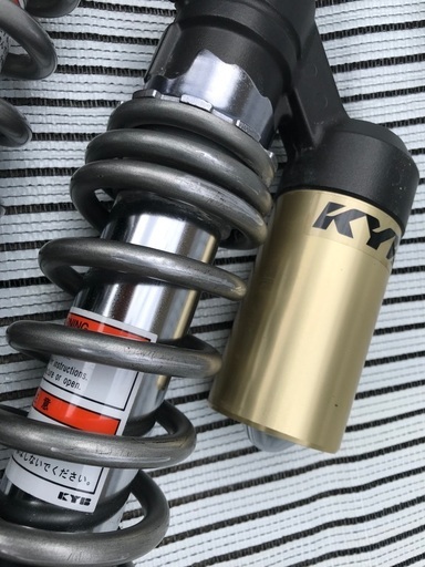 『KYB』ZRX1100純正リアサスペンション Yahoo!オークション -「zrx 1100 kyb」の落札相場・落札価格