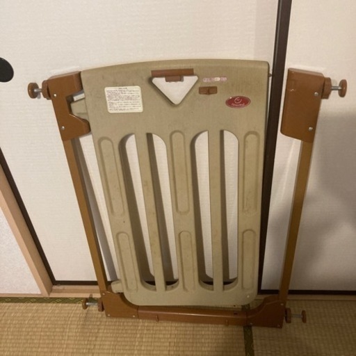 日本育児　オートマジックゲイト