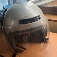 Tonup製ヘルメット