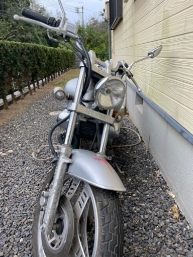 マグナ50 現在不動車になります リアパンクしてます 【公式通販 