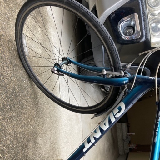 GIANT escape 通勤用で5年ほど前に購入しましたがほとんど使用