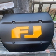 決まりました　fjクルーザー スペアタイヤレスカバー