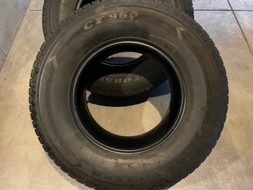 タイヤ、ホイール バリ目！285/70R17 スタッドレス4本