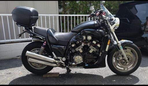 ヤマハV-max1200 逆車　車検1年半