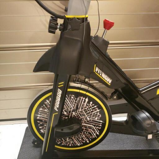 【値下げなし】☆極美品☆2022年製 pooboo スピンバイク 無段階 エアロバイク マグネット式 16kg イエロー D525DM06 フィットネスバイク 値下げなし】☆極美品☆2022年製 pooboo スピンバイク 無段階 エアロ