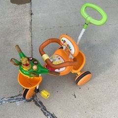 幼児用三輪車　補助付き