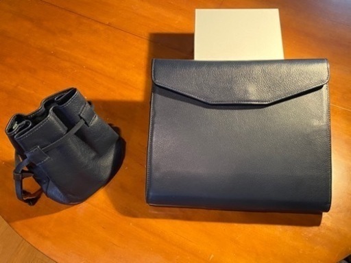 ★開いてもオシャレに使える革製ノートPCカバー 特注品