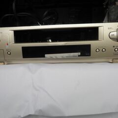 MITSUBISHIのビデオカセットレコーダー