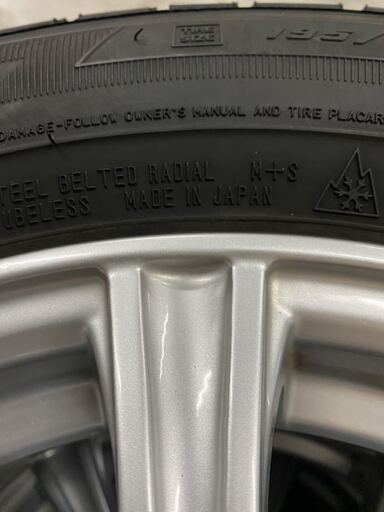 スタッドレスタイヤ ホイール付き グッドイヤー　日本製　195/65R15 5穴　ホイール美品
