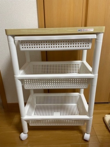 引き出し付き3段棚