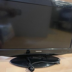 液晶テレビ　売ります