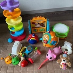 生後から１歳までのおもちゃ(定価1万円分)