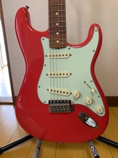 【お値下げ】FIESTA RED フェンダーストラト（ジミヘンfuzz付） お値下げ】FIESTA RED フェンダーストラト（ジミヘンfuzz付）