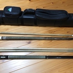 アダム ビリヤードキュー ケース付き2本セット。 ADA-12BKRD.jpg