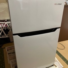【ジャンク】2021年製の冷蔵庫（Hisense、93L）