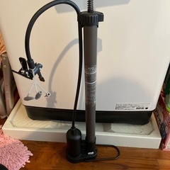 今なら付属品付き❗️クロスバイク　レッド【タイヤサイズ】700×32c 