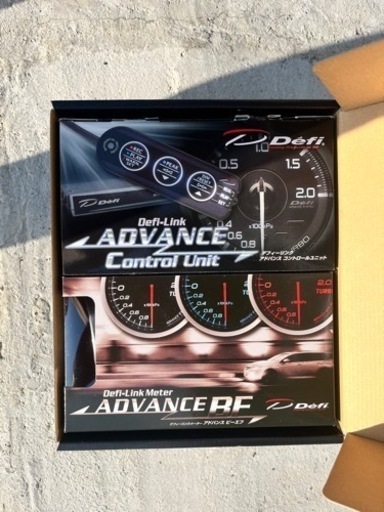 新品未使用 Defi 追加メーター アンバーレッド