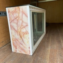 取りに来られる方限定大型の水槽になります。