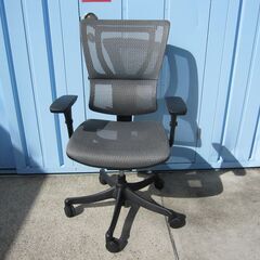 事務イス　エルゴヒューマン　スマートチェア　肘あり　グレー　