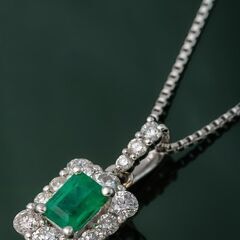 Pt900/850 エメラルド・ダイヤモンド ネックレス 品番n21-274 Pt900/850 エメラルド・ダイヤモンド ネックレス 品番n21-274
